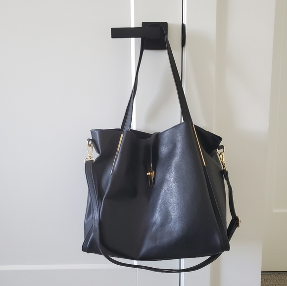 Neiman Marcus Handbags - Neiman Marcus Slouchy Tote Bag